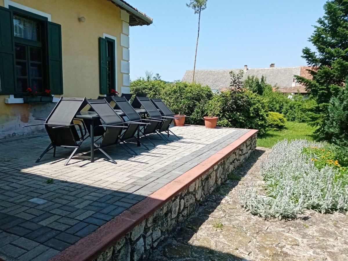 Véndektanya Vendégház Tapolca Exterior foto